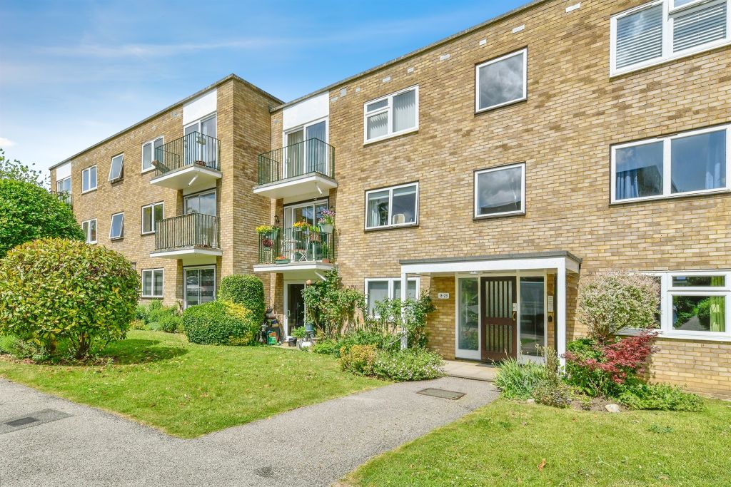 Property photo 1 of 17