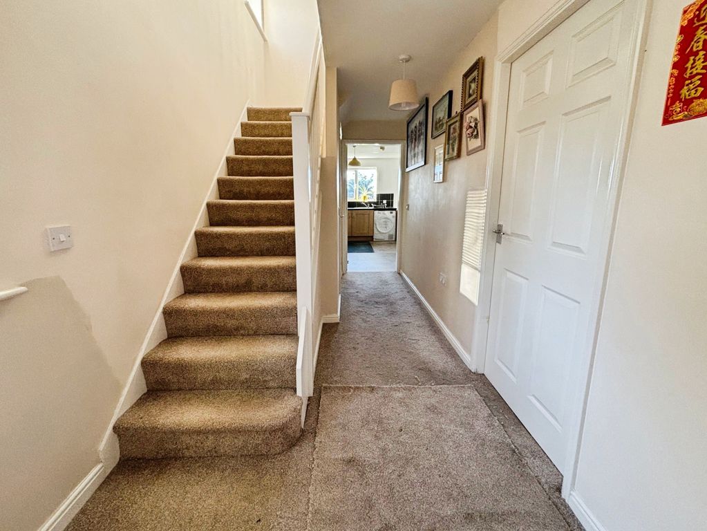 Property photo 2 of 24 3