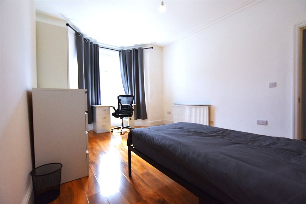 Property photo 2 of 16 Picture No. 06
