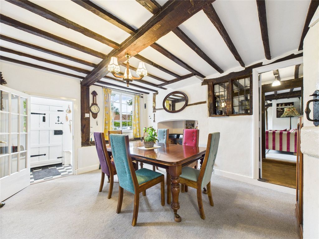 Property photo 3 of 20 Picture 3