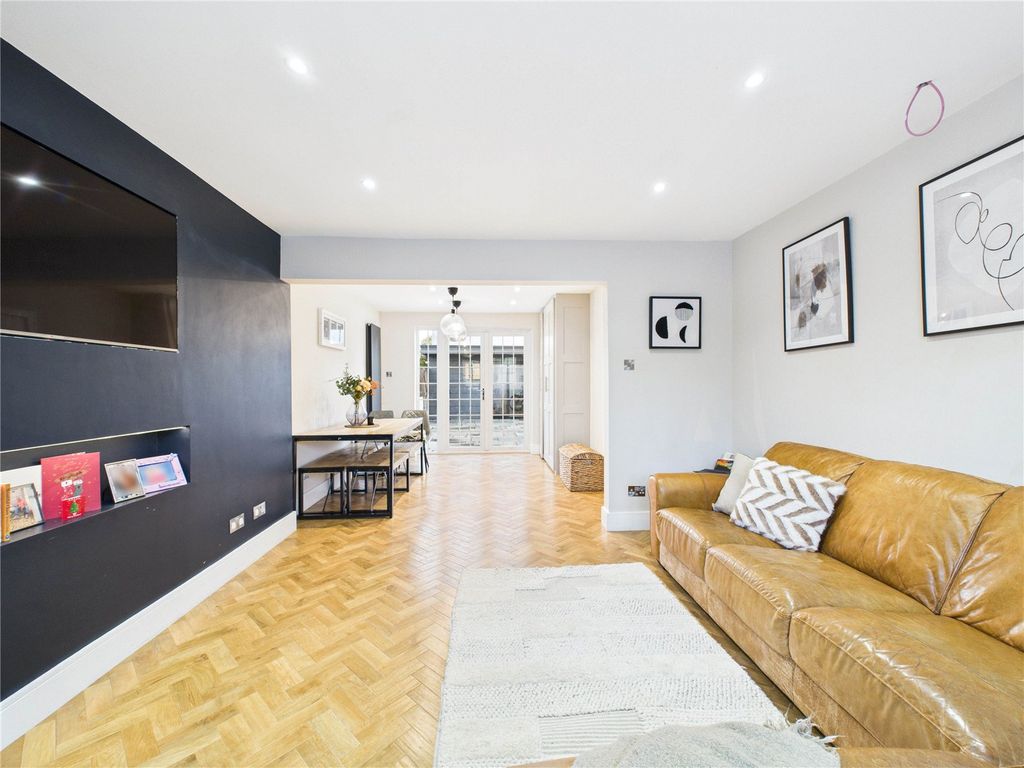 Property photo 3 of 26 Picture No. 40