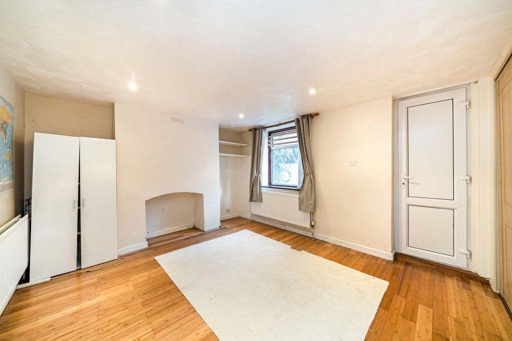 Property photo 2 of 4 Picture No. 03