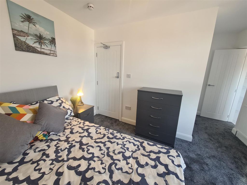 Property photo 3 of 8 20240813_145512.Jpg