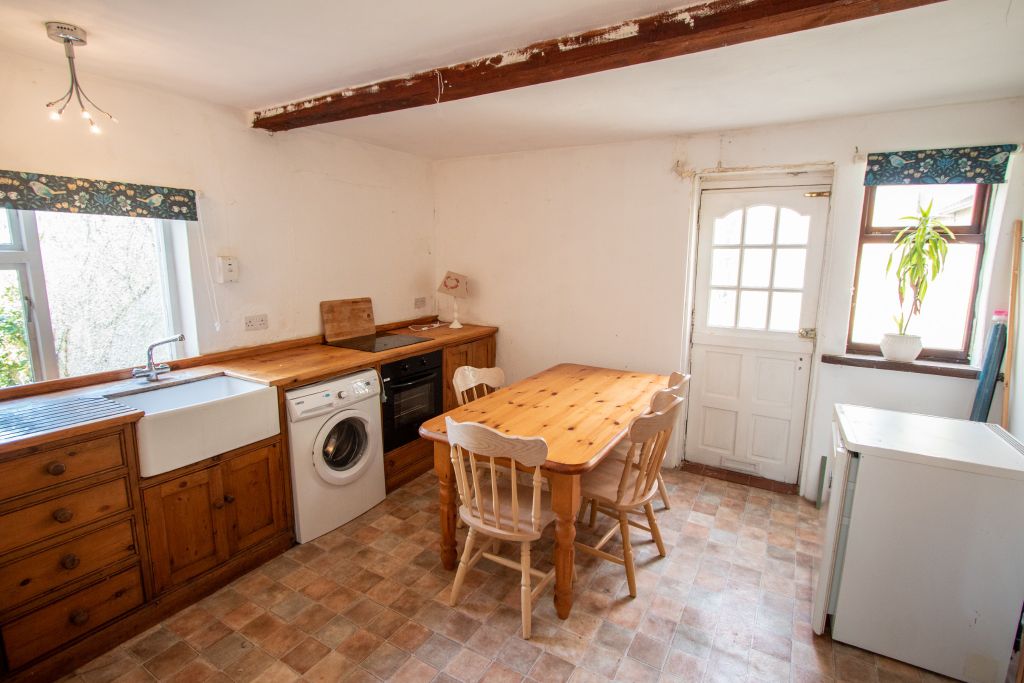 Property photo 3 of 16 Kitchen/Breakfast Room
