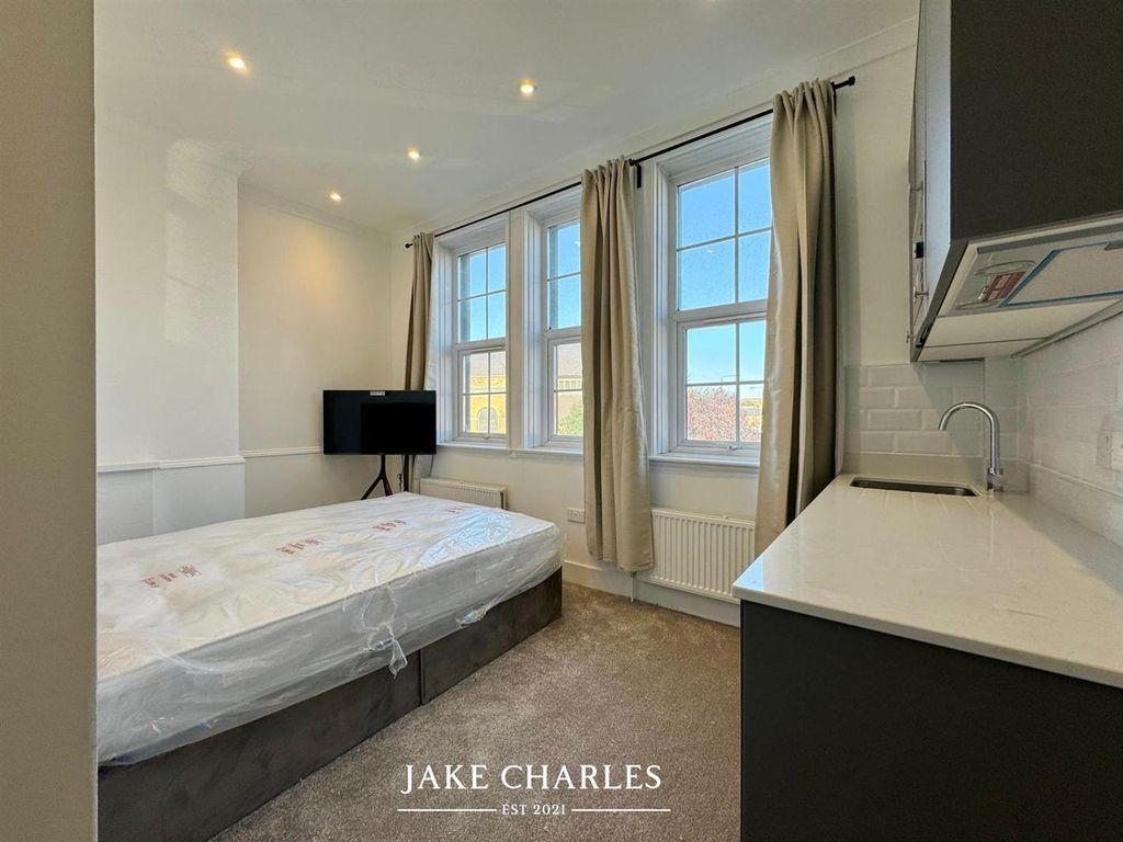 Property photo 1 of 5 Cf725E94-A21B-4F47-8d71-d30099Eaeae7.Jpg