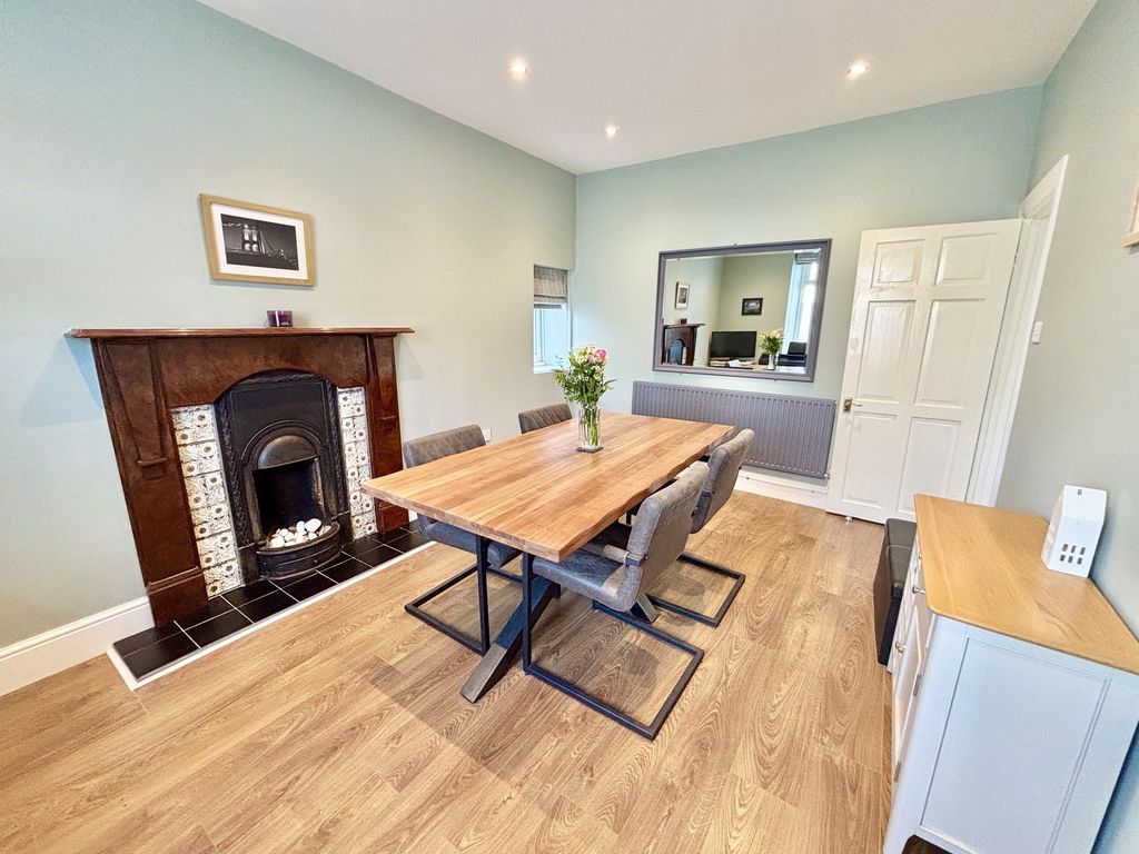 Property photo 3 of 39 Dining Room