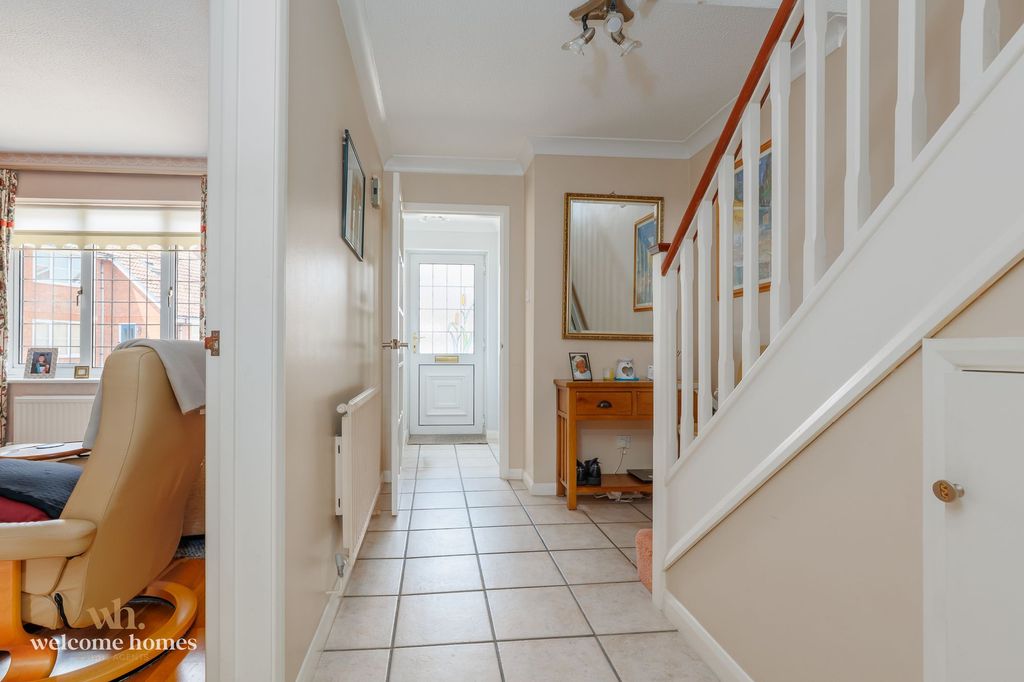 Property photo 3 of 20