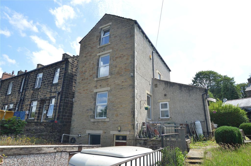 Property photo 2 of 14 Picture No. 02