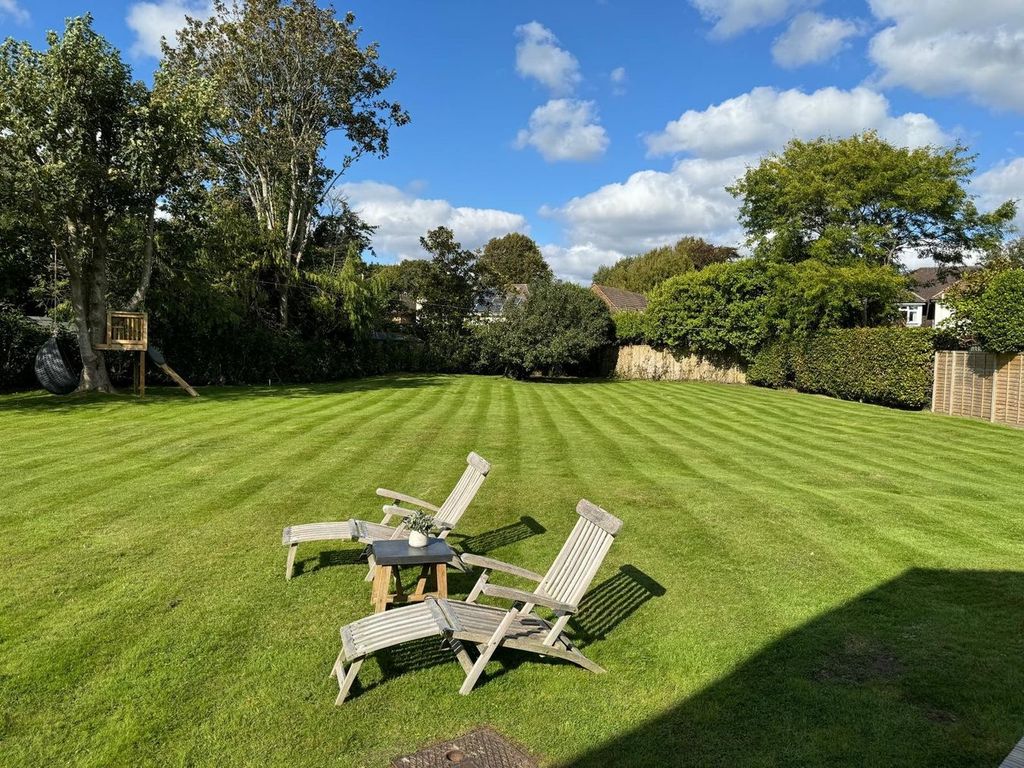 Property photo 3 of 21