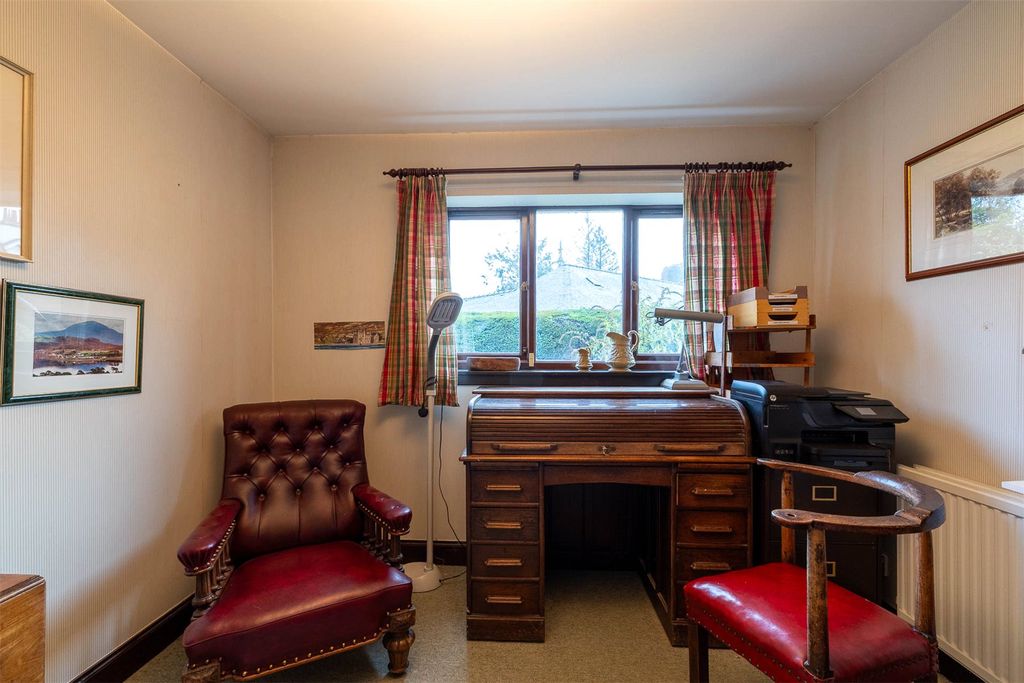 Property photo 3 of 50 Picture No. 07