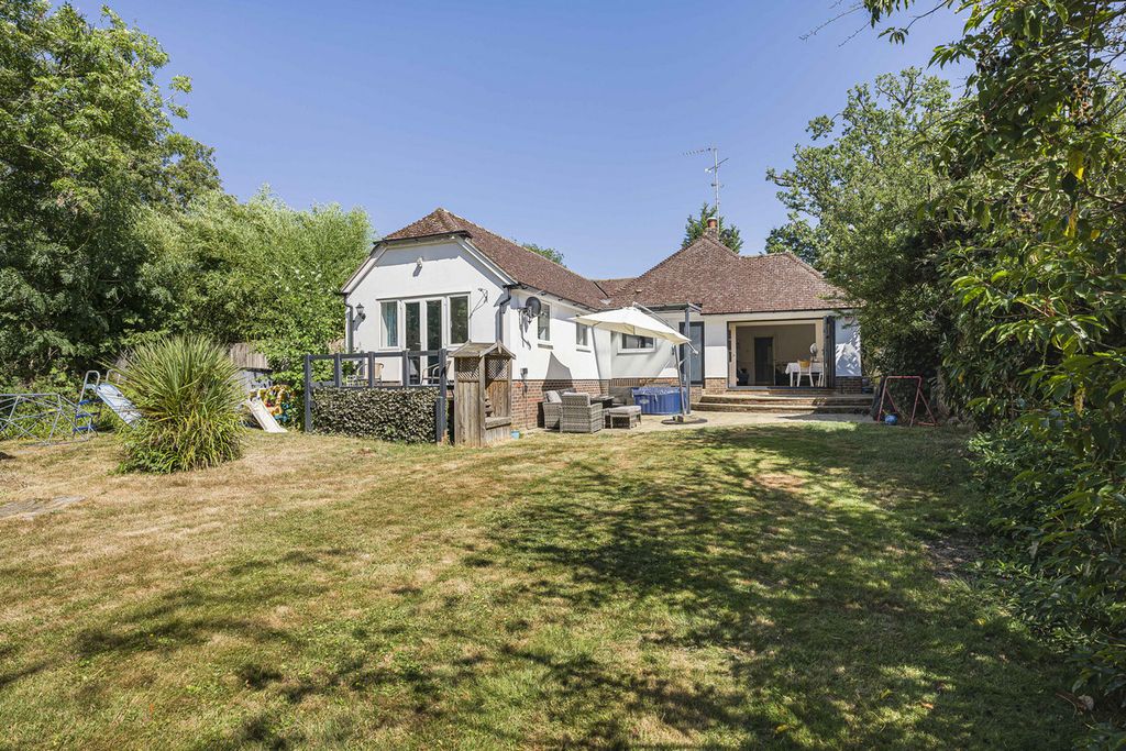 Property photo 3 of 24