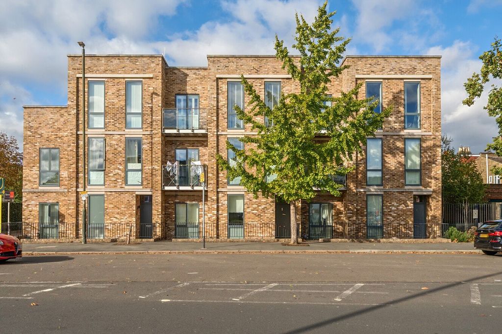 Property photo 1 of 9 Picture No. 03