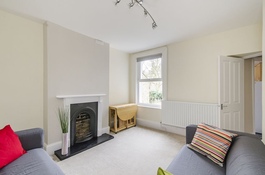 Property photo 2 of 11