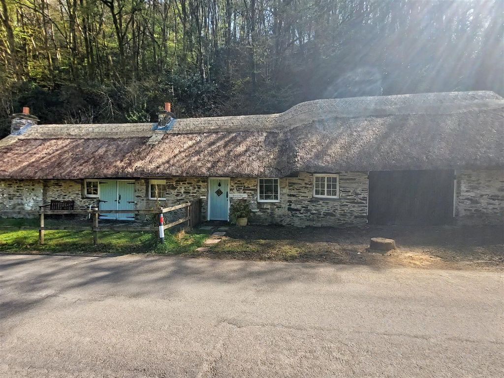 Property photo 3 of 41 Thatched Workshops