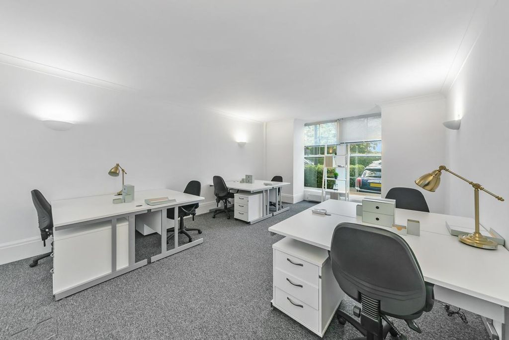 Property photo 2 of 7