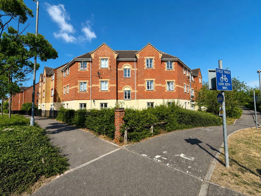 Property photo 1 of 8 Picture No. 01