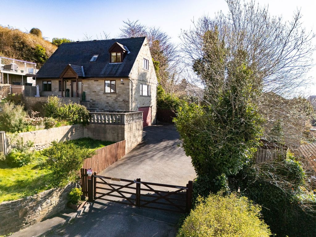 Property photo 1 of 41