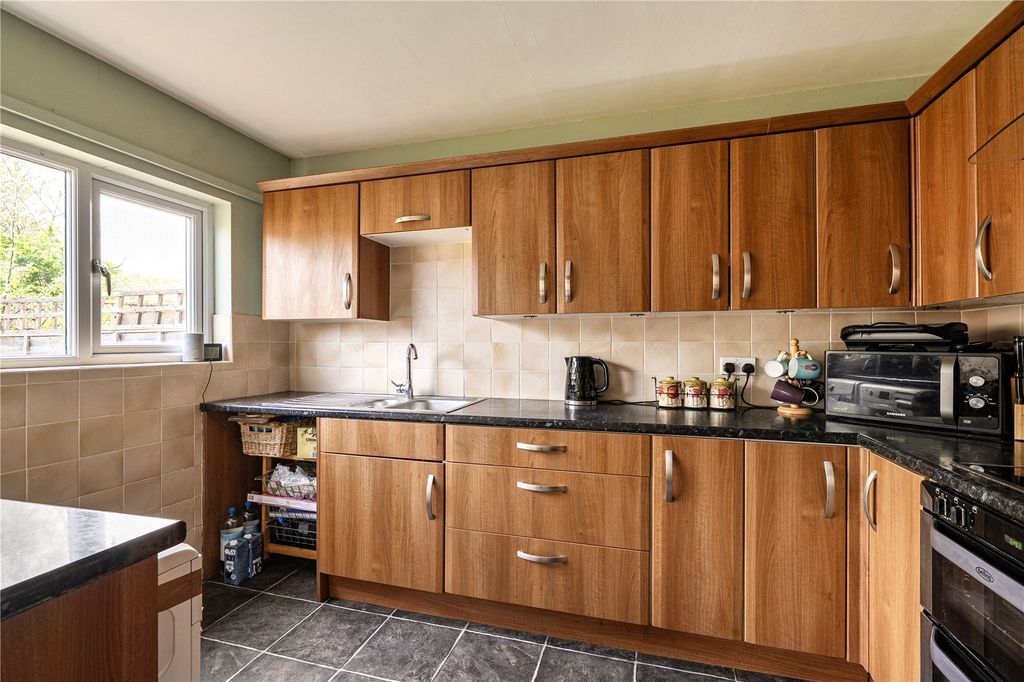 Property photo 3 of 17 Picture No. 04