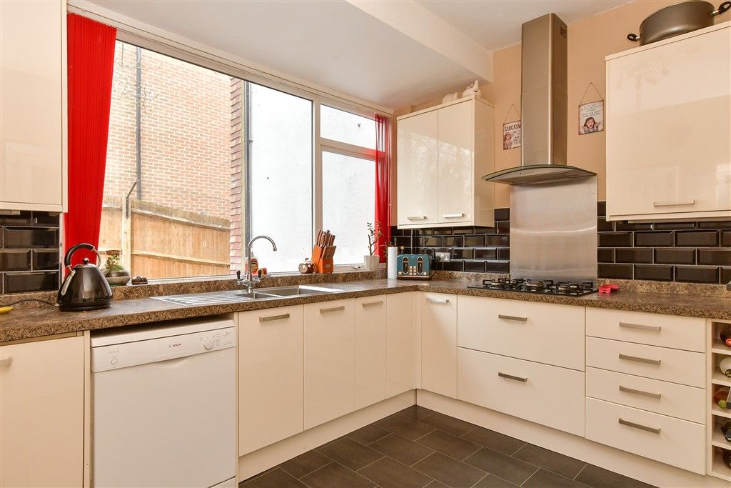 Property photo 1 of 13 Kitchen