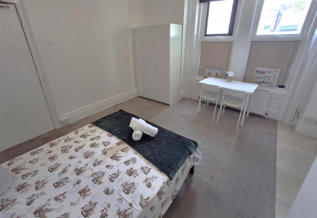 Property photo 1 of 11 1F9dc35E-0c61-4738-A0F9-197Ffe548Ea7.Jpg