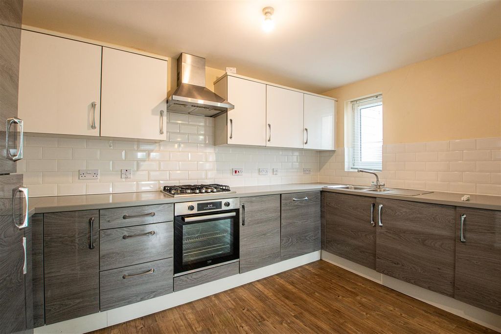 Property photo 2 of 10 15Wod_5.Jpg