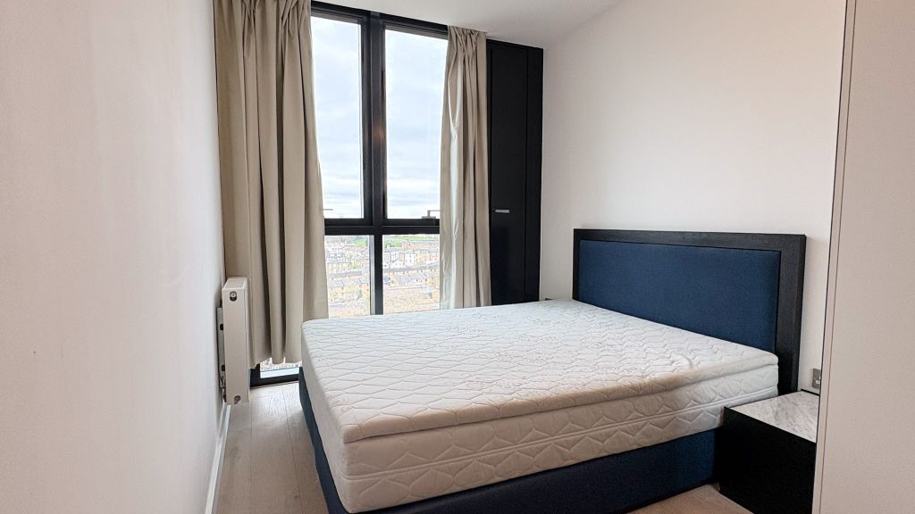 Property photo 3 of 13 Bedroom