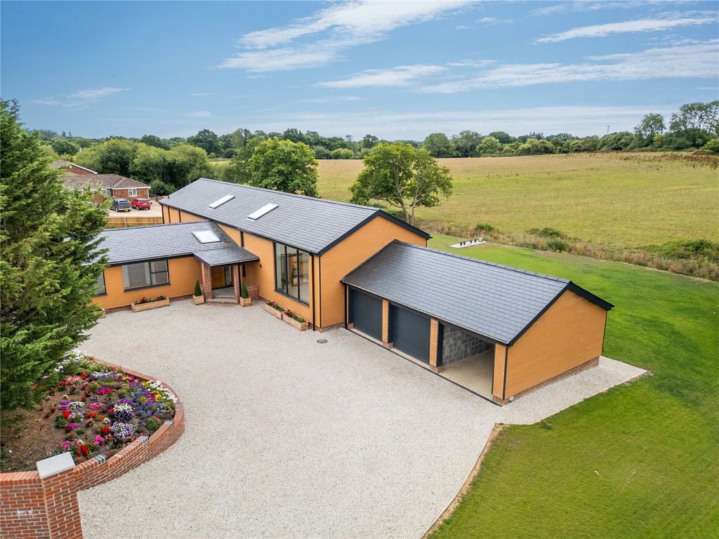 Property photo 1 of 18 Picture No. 09