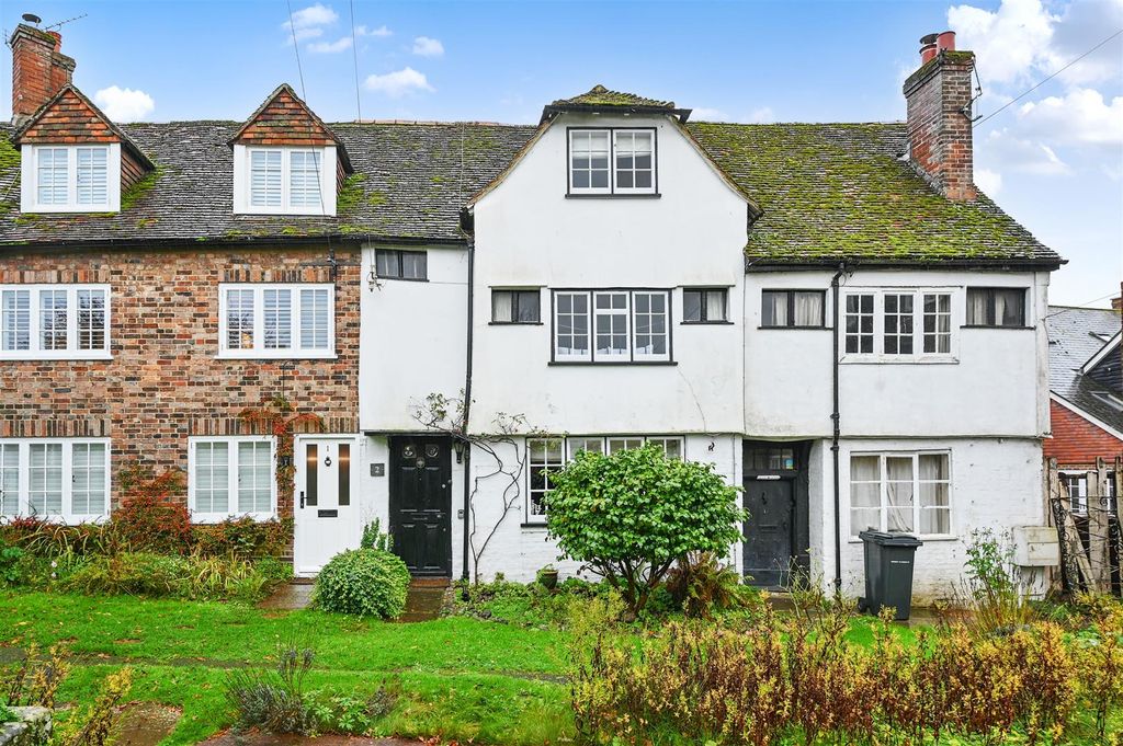Property photo 1 of 14 2 Landgate Square (25)