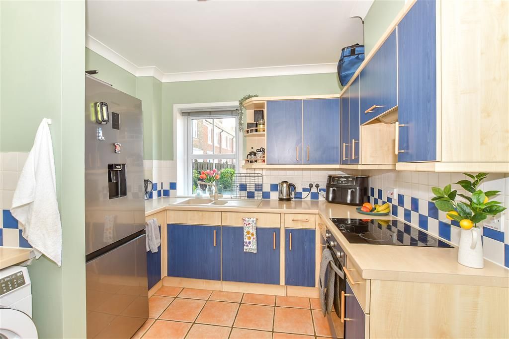Property photo 3 of 12 Kitchen/ Breakfast Room