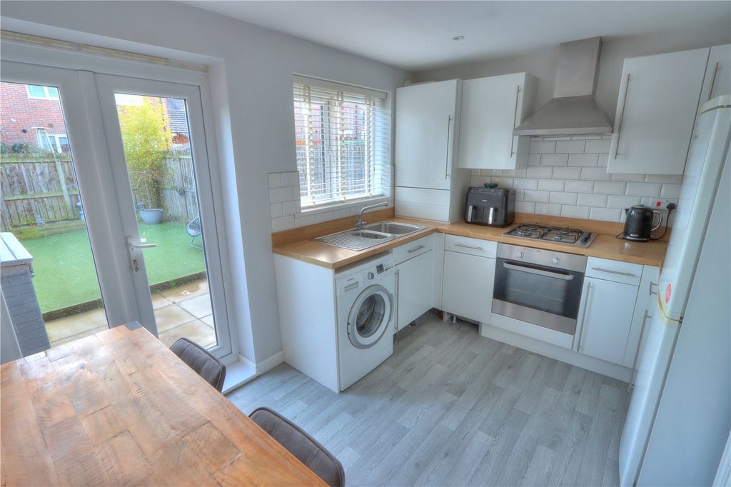 Property photo 2 of 10 Picture No. 09