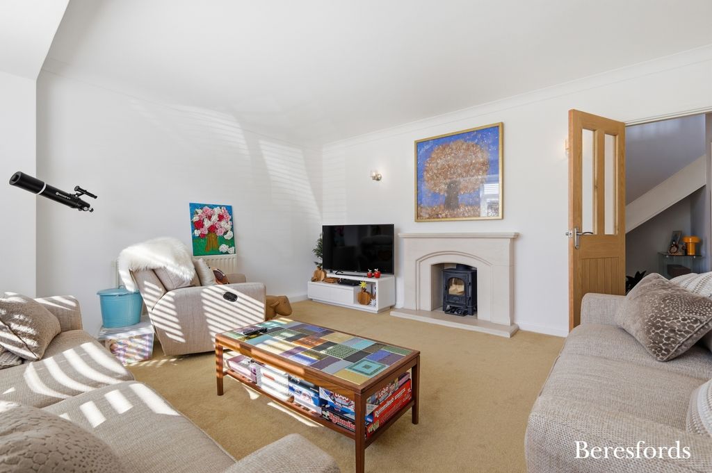 Property photo 3 of 27 Picture 3