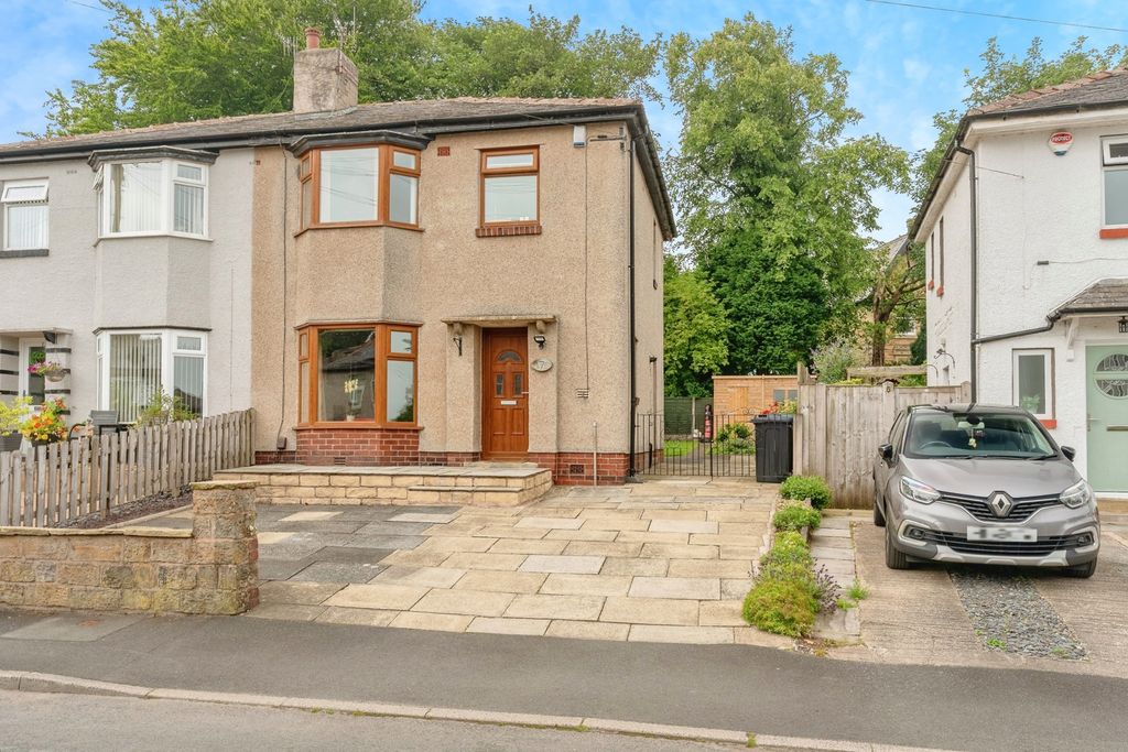 Property photo 1 of 16 Photo