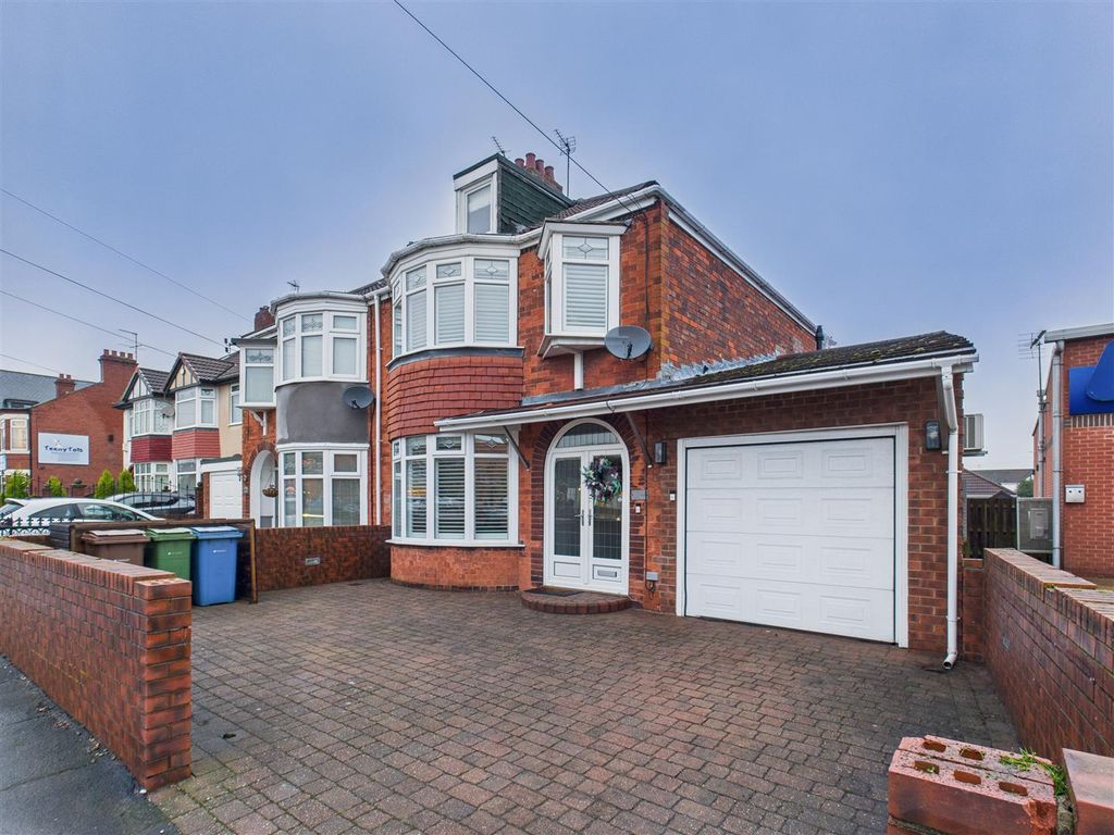 Property photo 1 of 16 Front