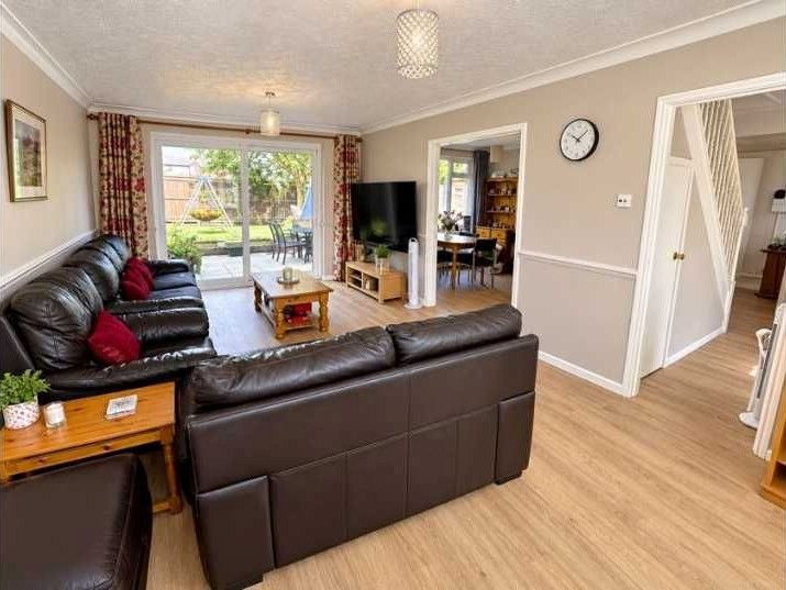 Property photo 3 of 15