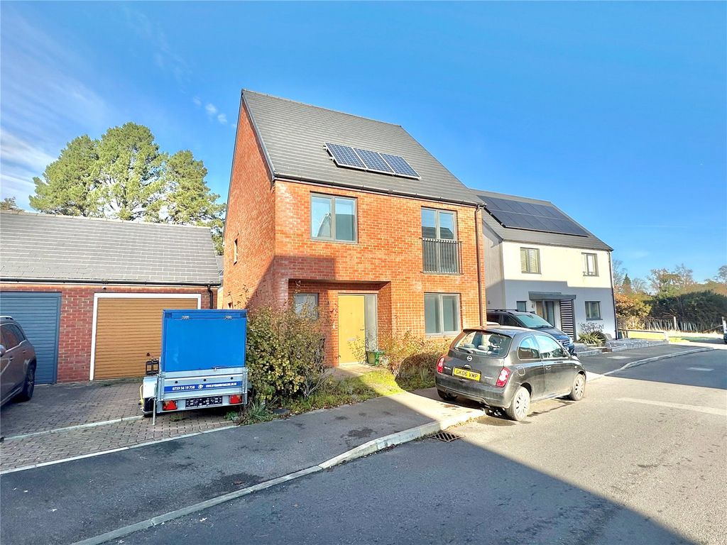 Property photo 1 of 10 Picture No. 14