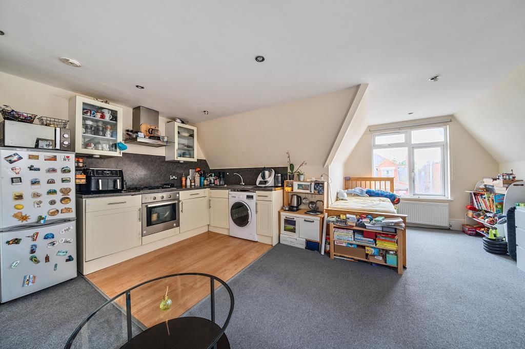 Property photo 3 of 13 Kitchen