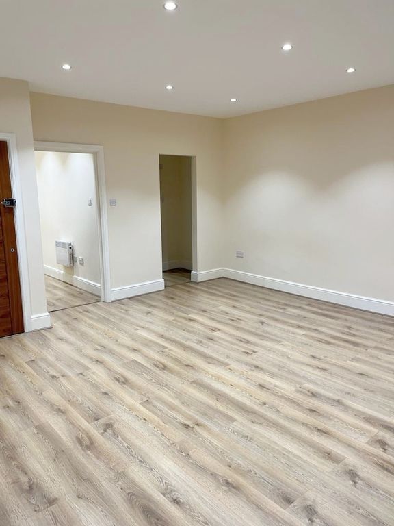 Property photo 1 of 7 Open Plan Living Area/Bedroom/Kitchen