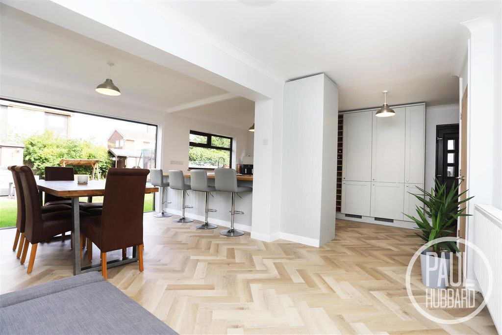 Property photo 3 of 19 Img_8093.Jpg