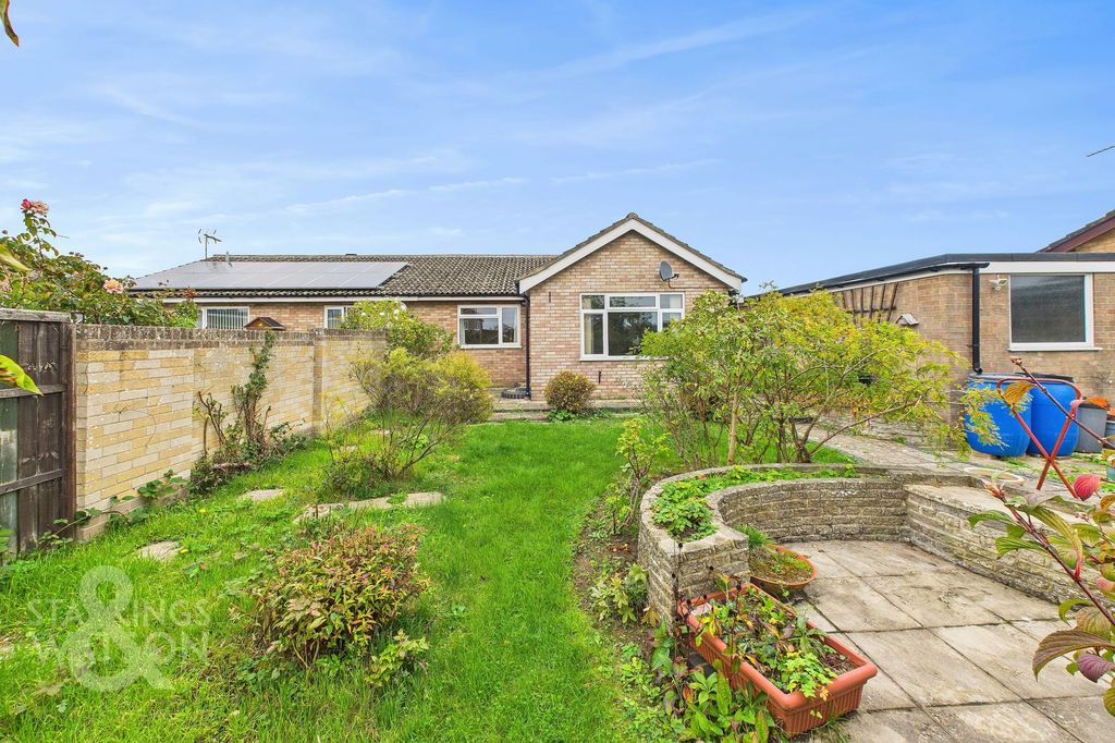 Property photo 2 of 15