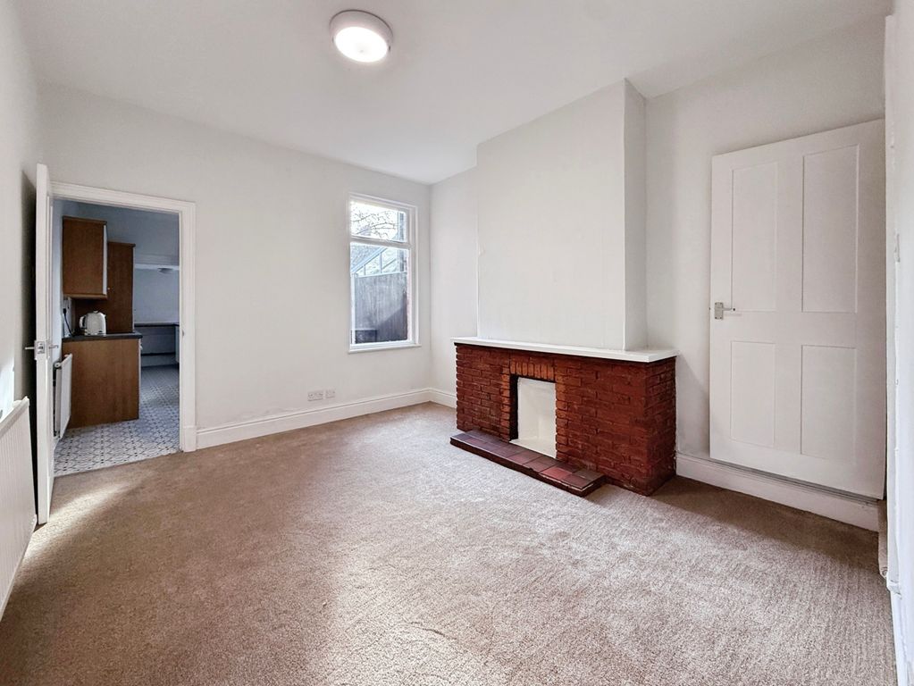 Property photo 2 of 12 Picture 2