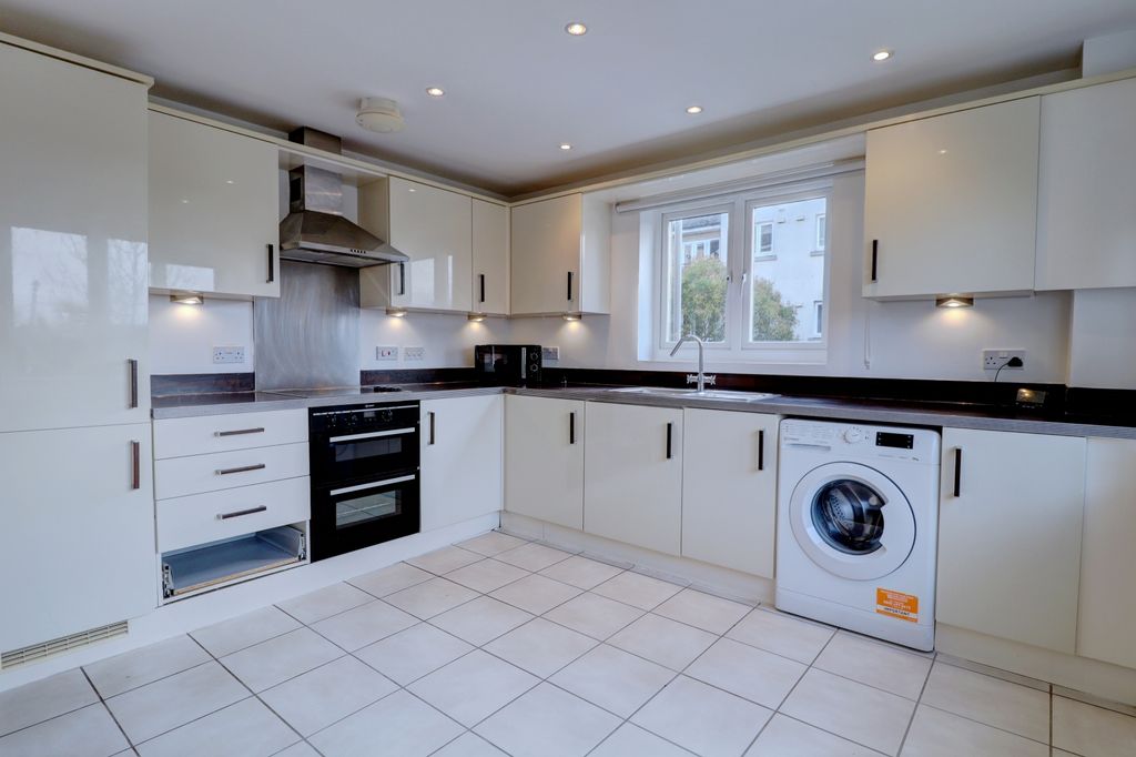Property photo 2 of 10 Picture No. 07