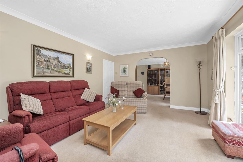 Property photo 2 of 27 Dcp_1858.Jpg