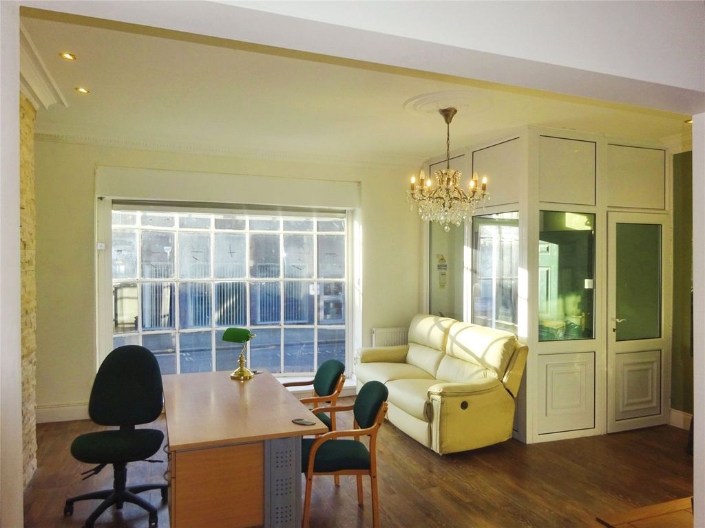 Property photo 3 of 4 Picture No. 03