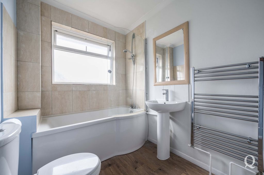 Property photo 3 of 24 Ba53F5A3-7E3d-44c...