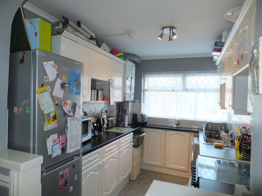 Property photo 2 of 7