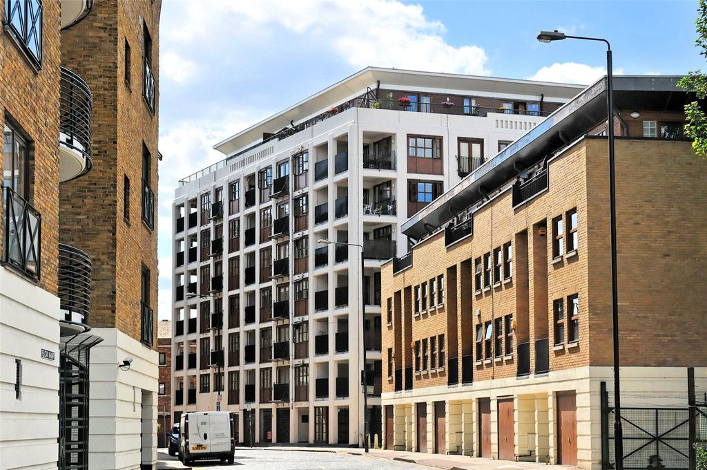 Property photo 2 of 13 External