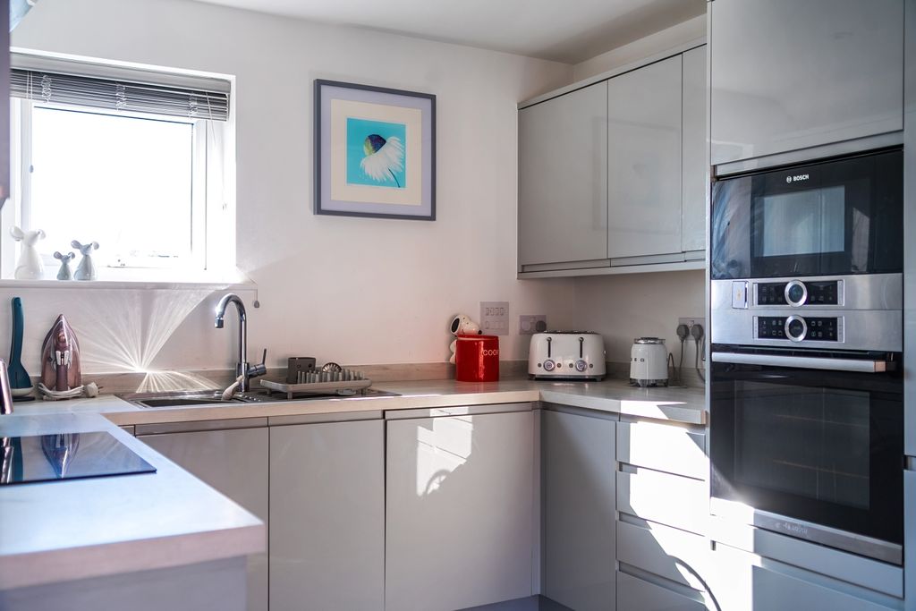 Property photo 2 of 26 1529784 (4)