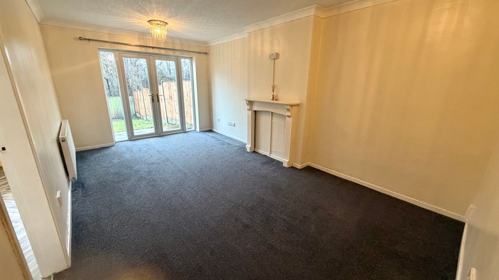 Property photo 2 of 8 Living Room