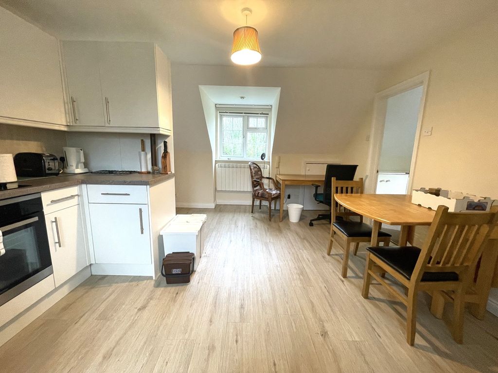 Property photo 2 of 10 Not Specified