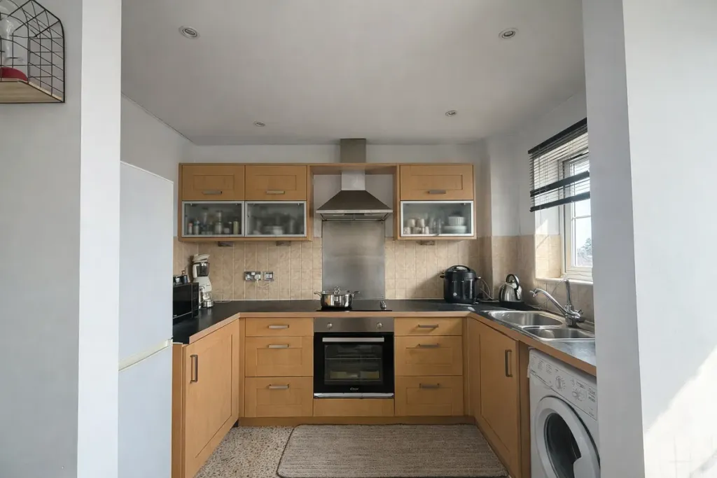 Property photo 2 of 8